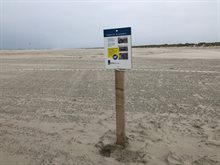 Markeringsbord Strandbroeders